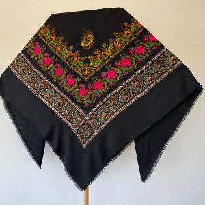 Mantón de cenefas tipo lana